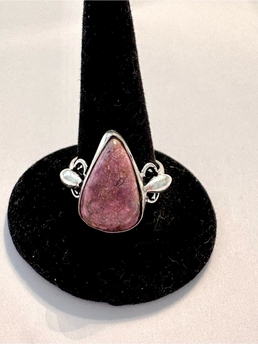 Beautiful 925 marked, Cobalt Calcite ring size 8 1/4